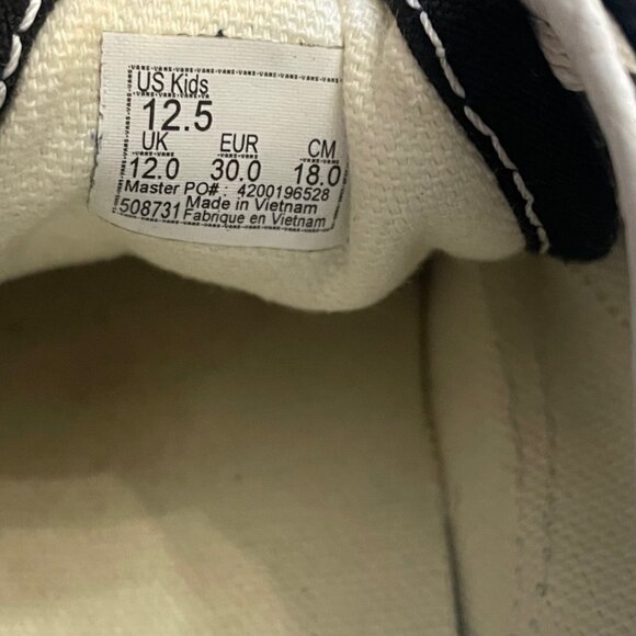 Set of 3 pair of kids Vans! - Picture 4 of 12